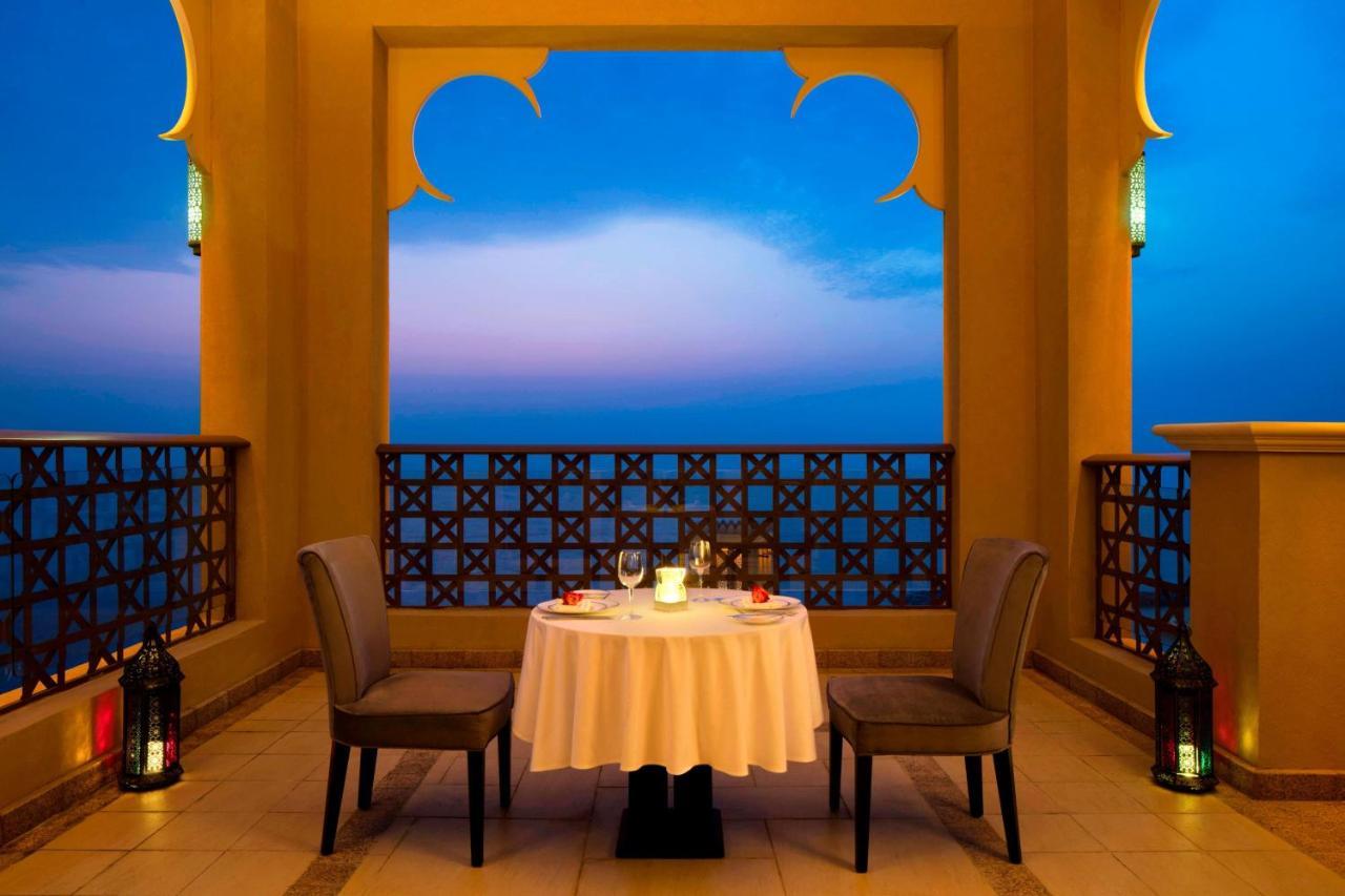Sheraton And 5* Шарджа