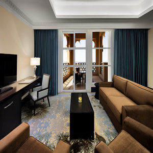 Sheraton And 5* Шарджа