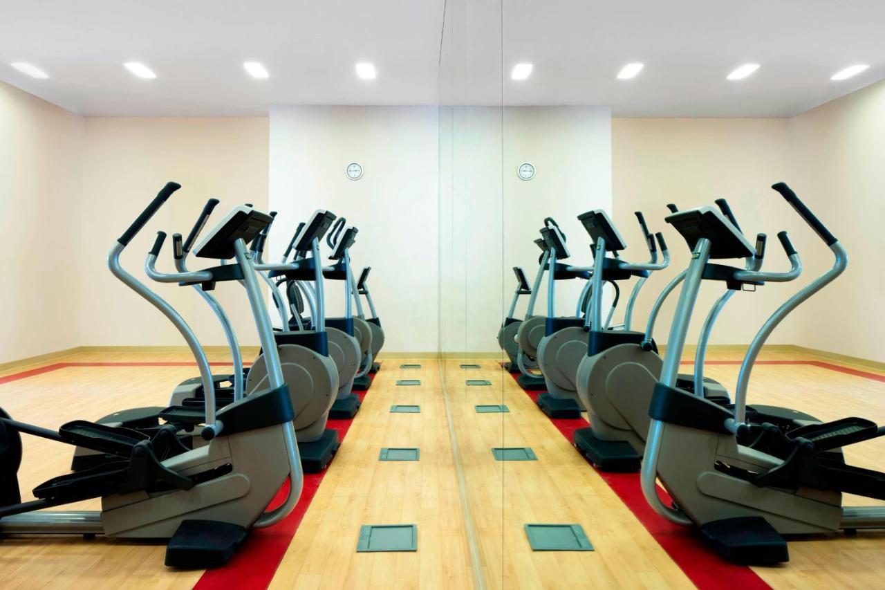 Sheraton And 5* Sharjah